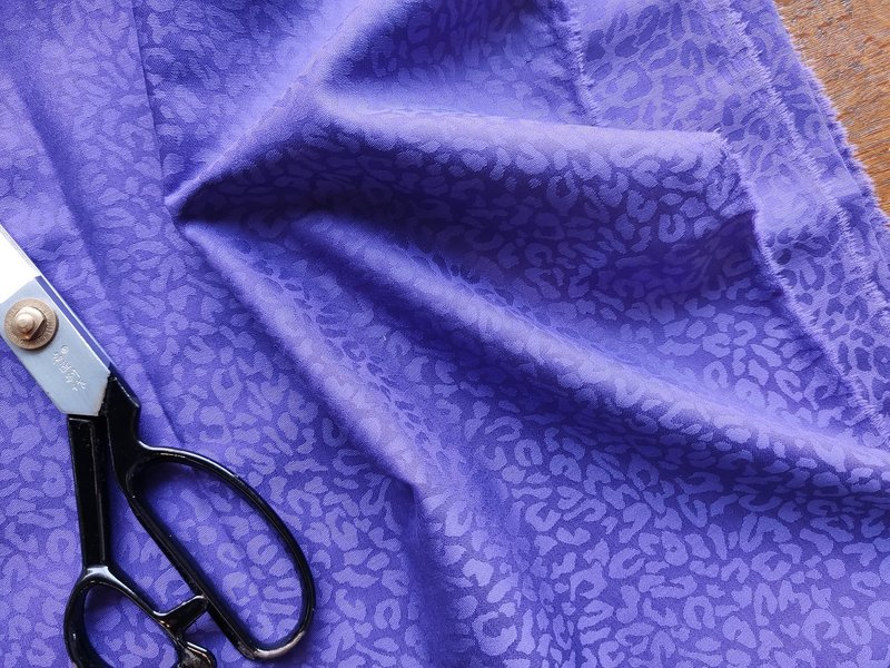 100%純棉 亮麗紫 豹紋緹花 特價 - 編織/刺繡/羊毛氈/縫紉 - 棉．麻 紫色