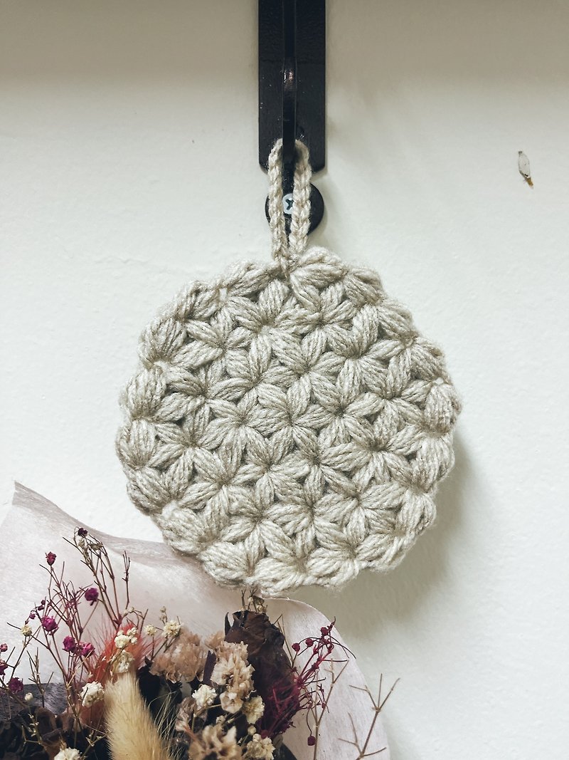 Crochet flower pattern coaster - Coasters - Wool Khaki