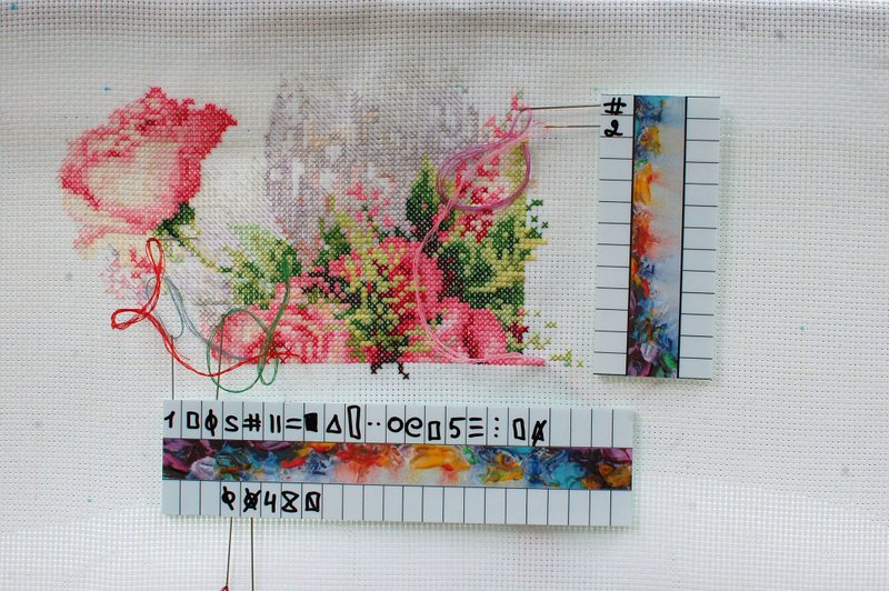 Cross stitch Floss organizer magnetic reusable Needle minder cross stitch kit - Storage - Other Materials 