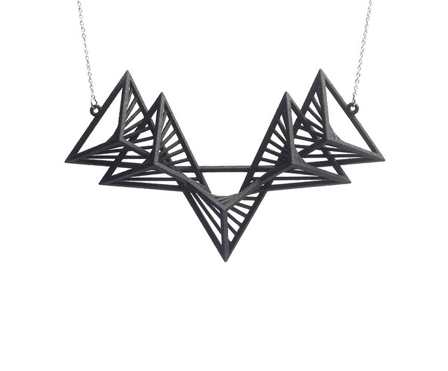 String Art】3D Printing Quintuple Triangular Necklace - Shop Blank