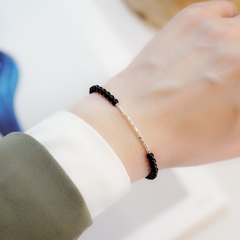 Black Onyx Glory Sterling Silver Bracelet | Energy Crystal Silver Stone Protective Personalized Gift for Girls - สร้อยข้อมือ - เครื่องประดับพลอย สีดำ