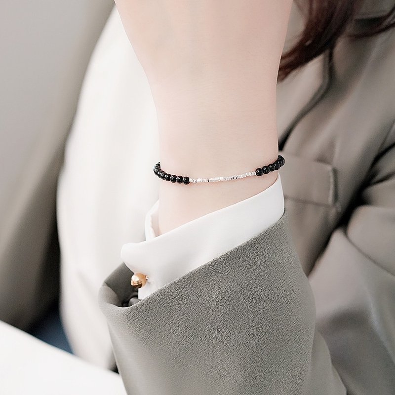 黑瑪瑙榮耀純銀手鍊 能量水晶 銀碎石 護身招貴人 女生聖誕禮物 - 手鍊/手環 - 半寶石 黑色