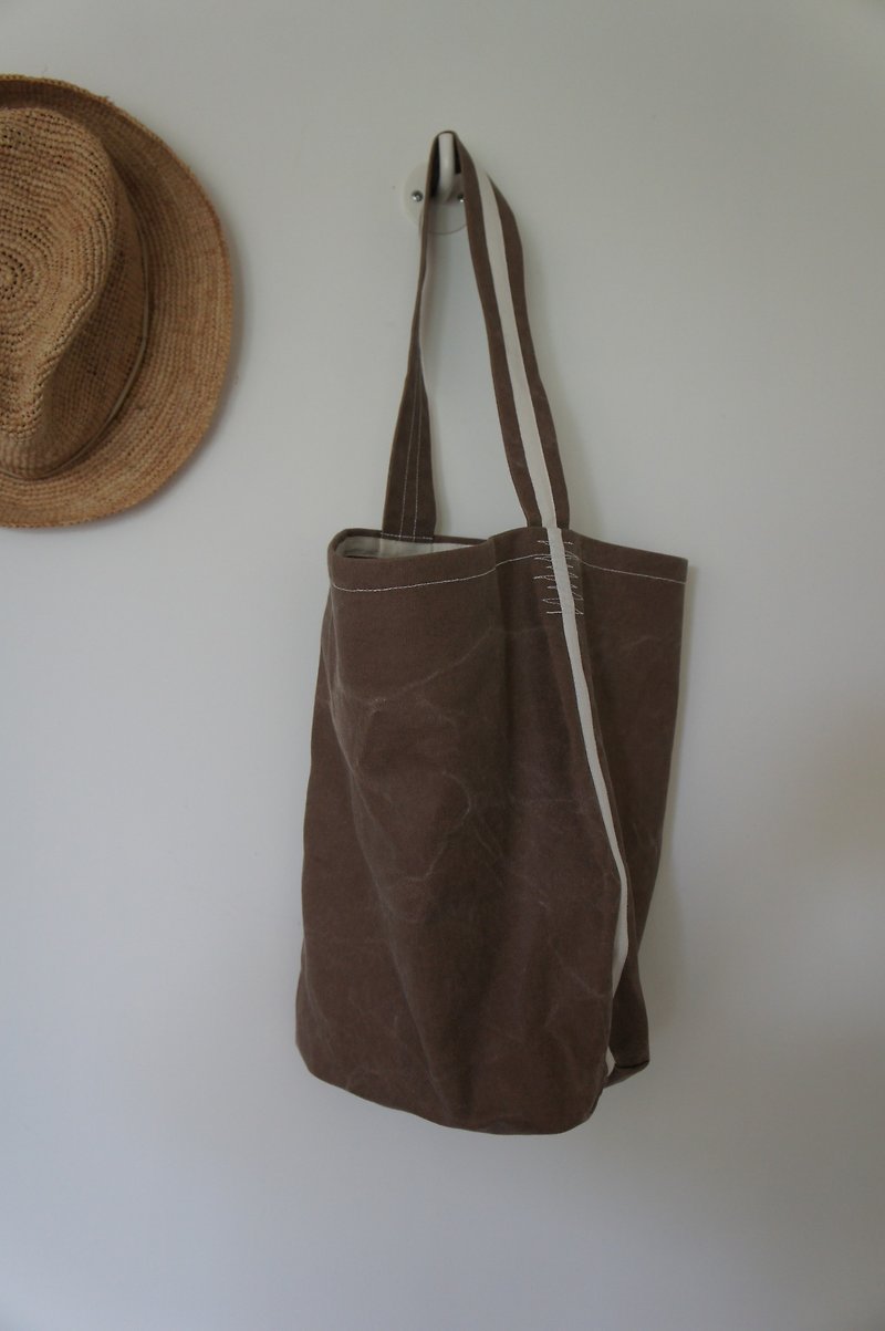 Unilateral Canvas Shoulder Bag-Brown - กระเป๋าแมสเซนเจอร์ - ผ้าฝ้าย/ผ้าลินิน สีนำ้ตาล