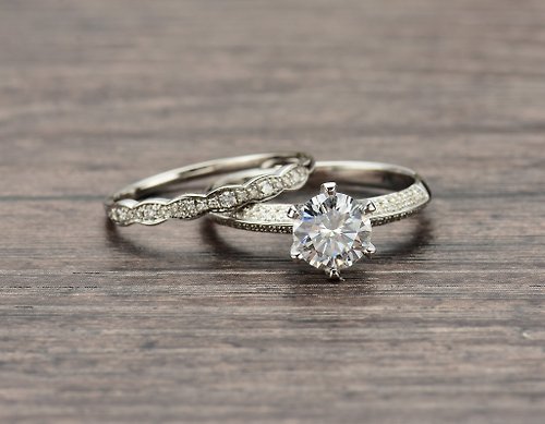 Mika 18K白金莫桑石訂婚戒指和Art deco鑽石婚戒