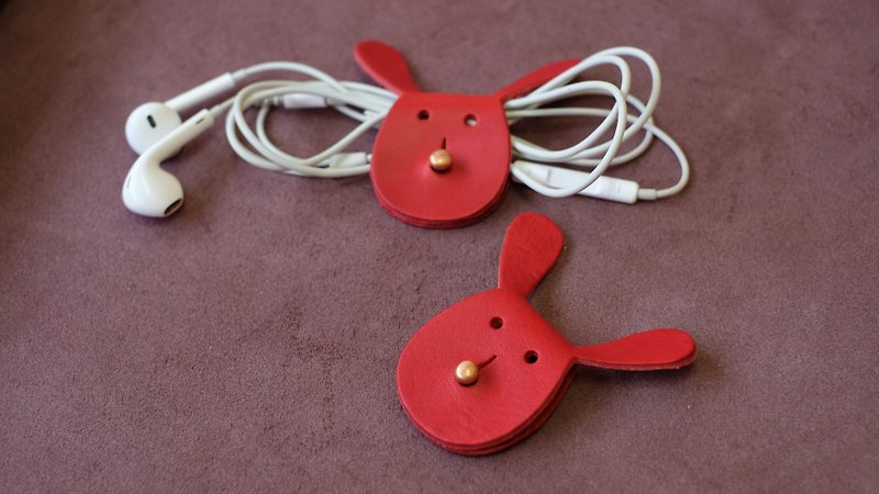 Leather Earphone Wrap / Headphone Holder / USB Cable Organizer / Cable Tidy -Red - ที่เก็บสายไฟ/สายหูฟัง - หนังแท้ สีแดง