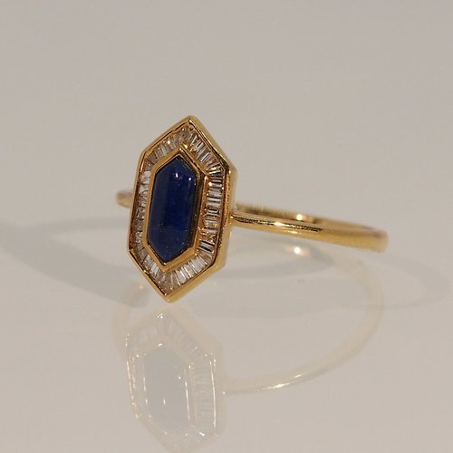 IRIZA Jewellery 18K金六角型青金石戒指The Hexagonal Lapis Ring