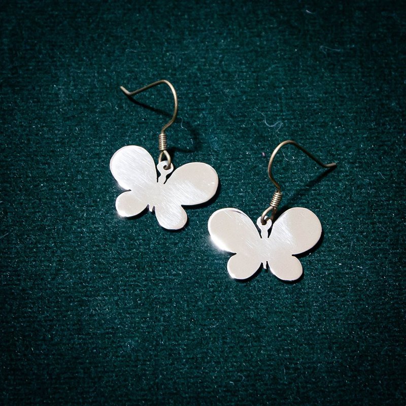 Butterfly hook earring - สร้อยคอ - ทองแดงทองเหลือง สีเงิน