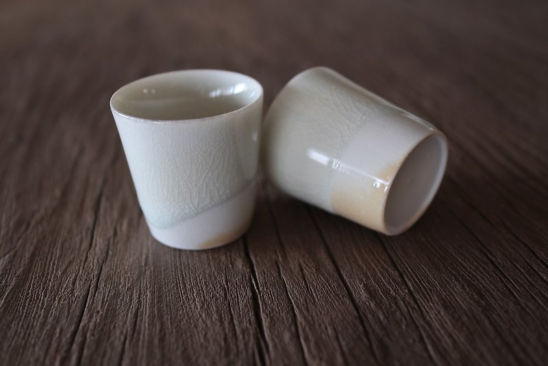 柴燒の小型直筒茶杯 - 急須・ティーカップ - 磁器 ホワイト