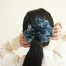 コスモスと金木犀のアートシュシュ　<Asahi art styleオリジナルテキスタイル> ビッグシュシュ        