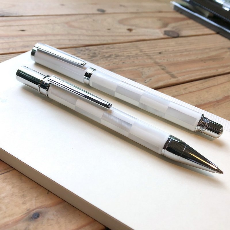 ARTEX Angus Snow White Shell Ball Pen - ปากกา - เปลือกหอย ขาว