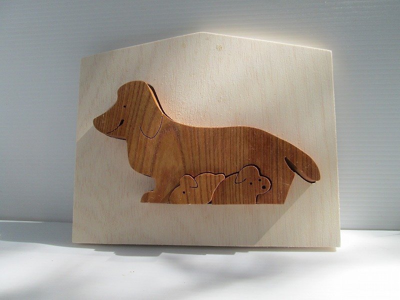 Zodiac Dog Dachshund Japan postage164 yen - งานไม้/ไม้ไผ่/ตัดกระดาษ - ไม้ สีกากี