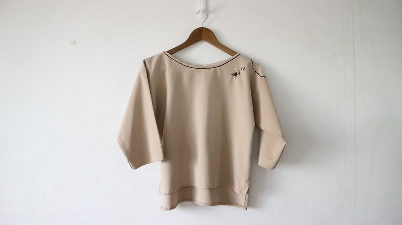 on Shoulder Line blouse  - 女上衣/長袖上衣 - 棉．麻 