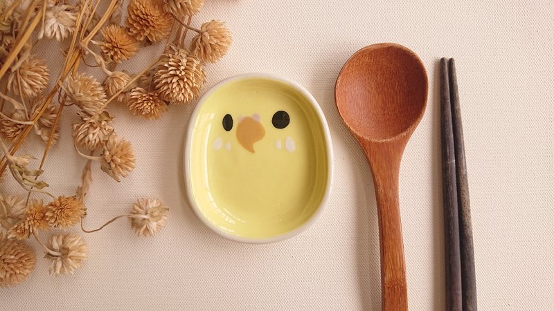 Hey! Bird friends! Yellow budgerigar bird egg shape dish - จานเล็ก - เครื่องลายคราม สีน้ำเงิน