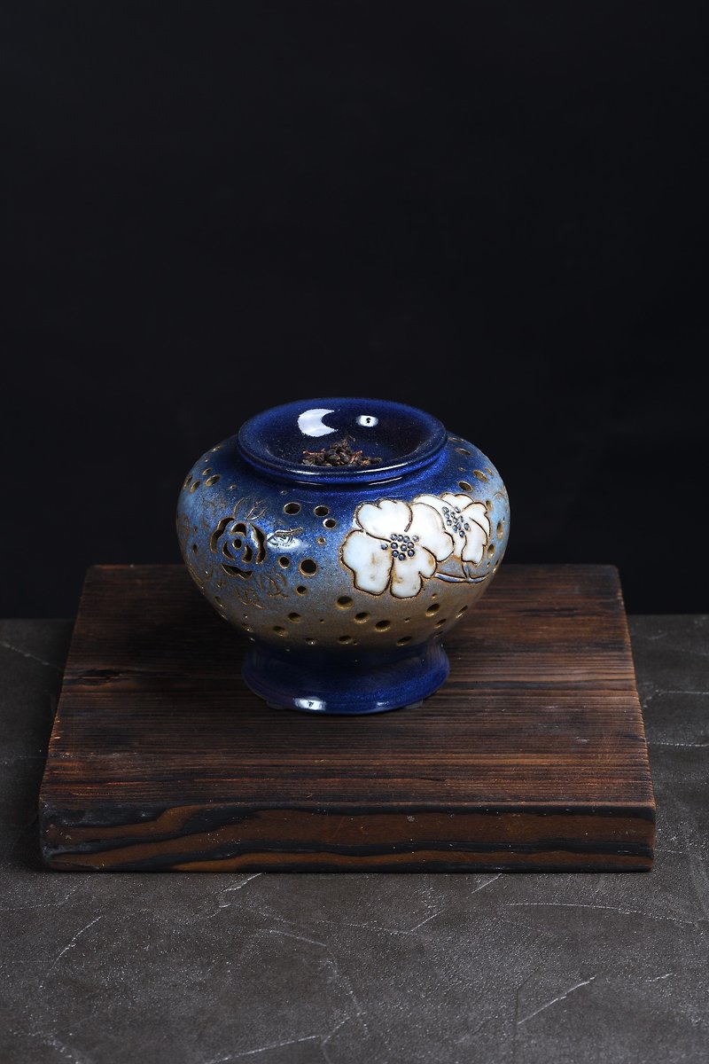 Original Pottery - Hand-painted Fragrance Lamp/Night Lamp - น้ำหอม - ดินเผา สีน้ำเงิน