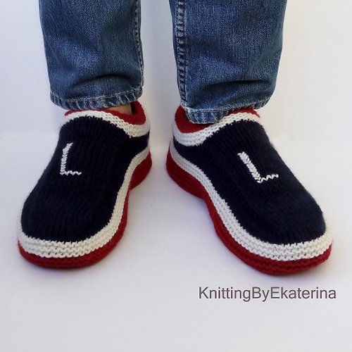 KnittingByEkaterina Mens Knit Slippers, Personalised with Custom Initial Monogram, Wool Mens Socks