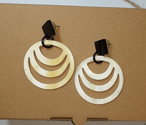 AnhCraft Stud Earrings for Women Jewelry Gifts for Her Handmade from Buffalo White Horn