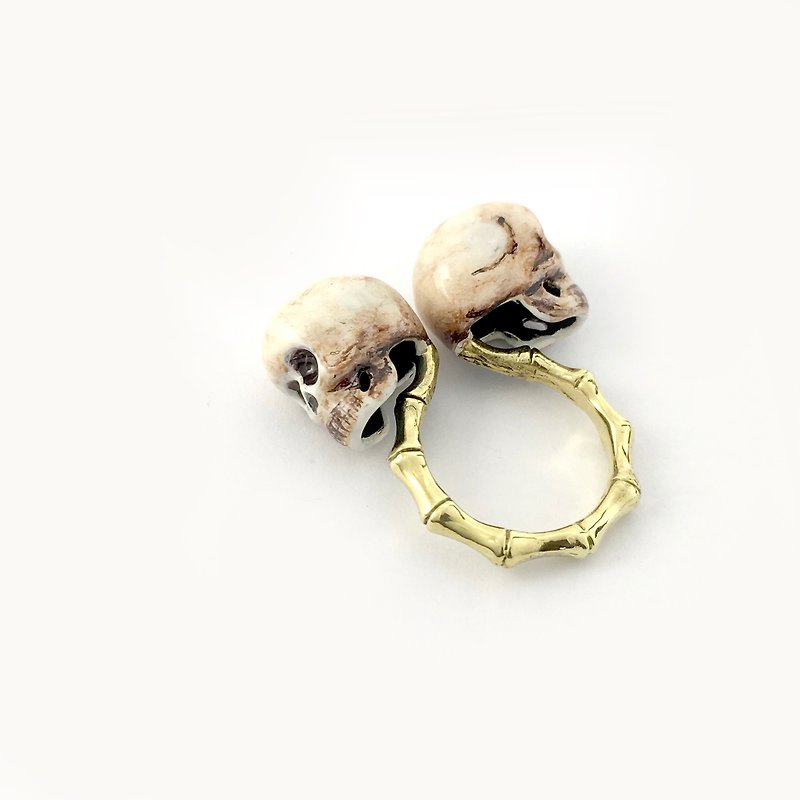 Zodiac Twins skull ring is for Gemini in Brass and Realistic color ,Rocker jewelry ,Skull jewelry,Biker jewelry - 戒指 - 其他金屬 金色