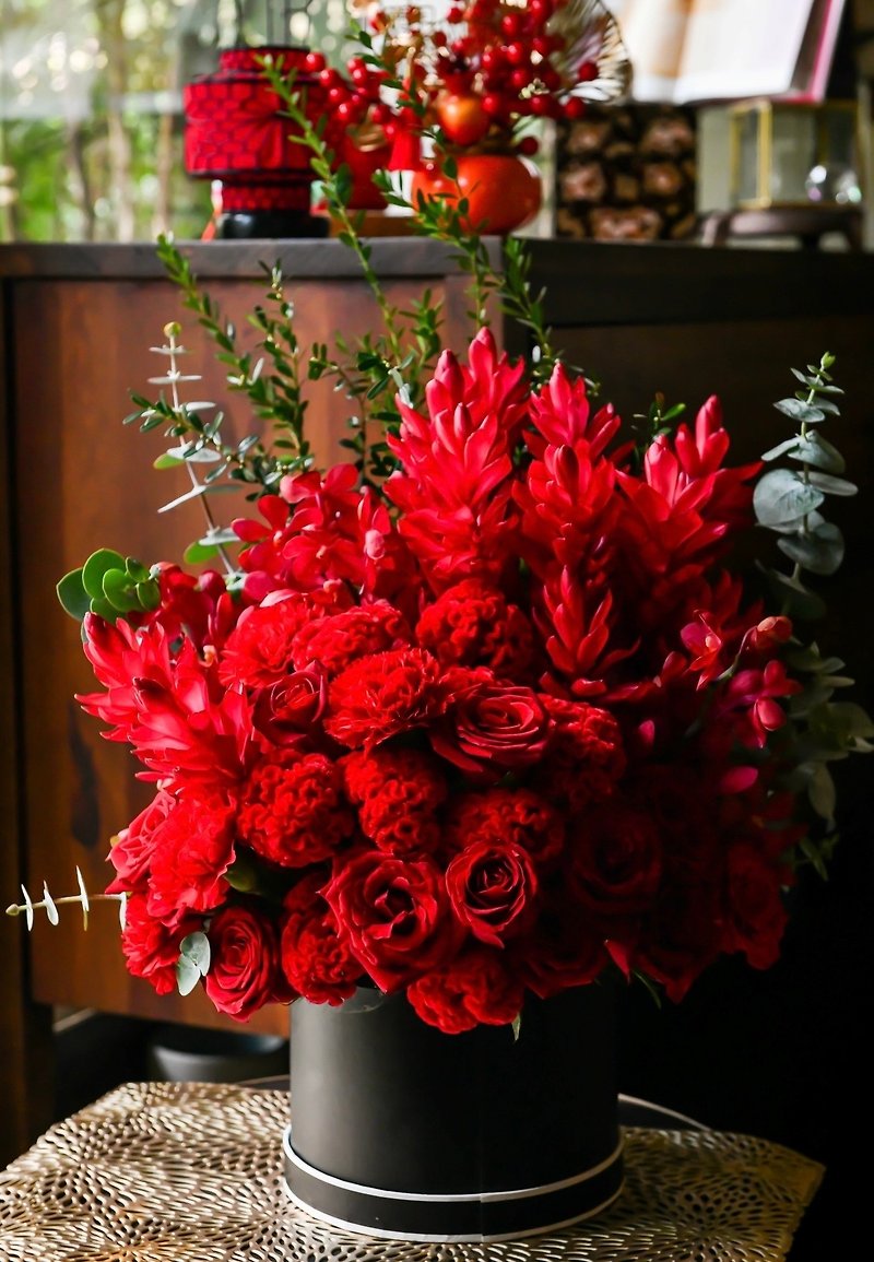 Good luck in the Year of the Dragon - ของวางตกแต่ง - พืช/ดอกไม้ สีแดง