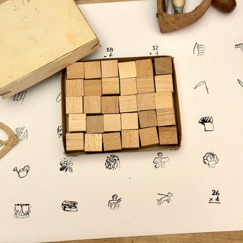 30934-30枚の古いフランスの木製スタンプ、オリジナルボックス