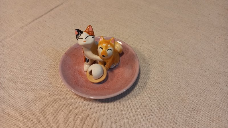 柴犬聚福碟-好孕安產 - 擺飾/家飾品 - 陶 粉紅色