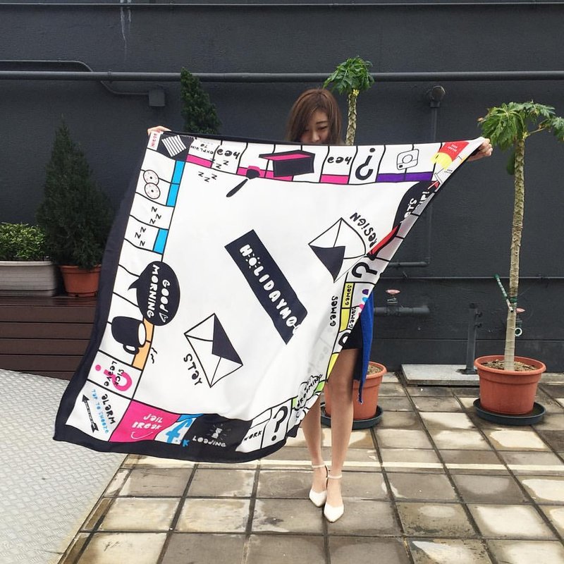 Holidaymood 大富翁絲巾 - 絲巾 - 絲．絹 多色