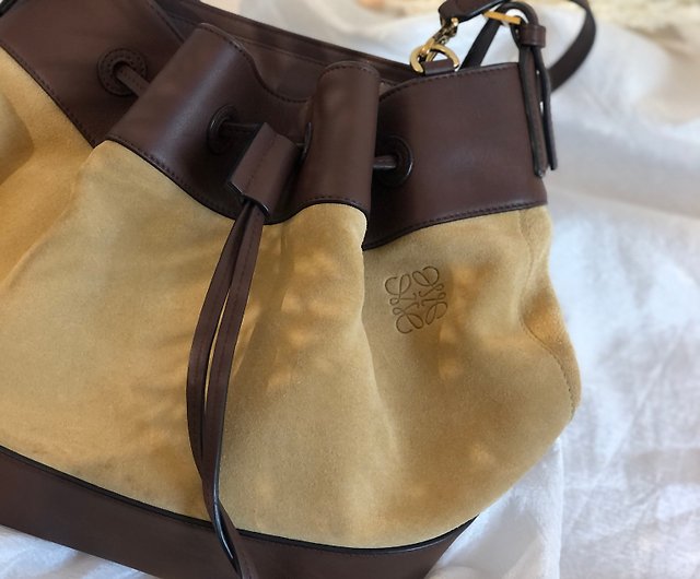 Loewe Balloon Drawstring Bag in Brown Leather ref.560358 - Joli Closet