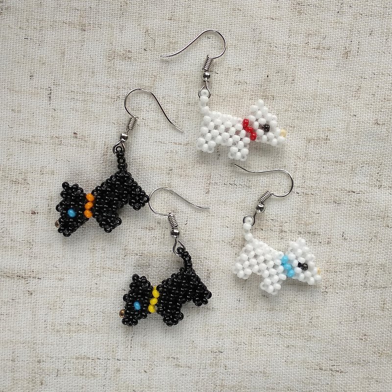 Beaded dogs earrings, animal earrings, beaded animals, handmade earrings - Earrings & Clip-ons - Other Materials Black