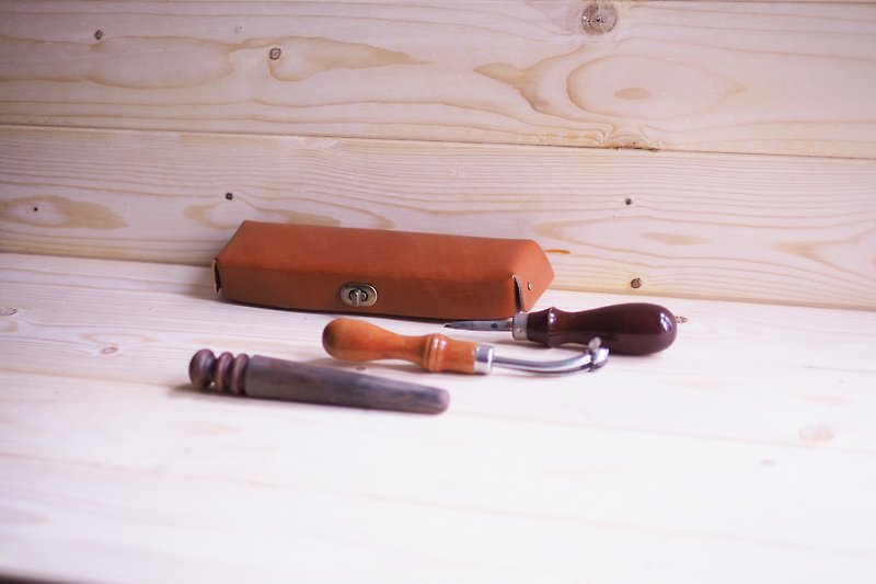 L-LG-H02 - Dora Box - Mahogany - Pencil Cases - Genuine Leather Orange