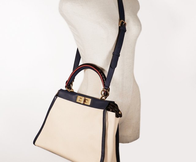美品✨ FENDI 8BN290 ピーカブー 2WAYハンドバッグ 楽天市場】フェンディ FENDI ピーカブー セレリア ミディアム