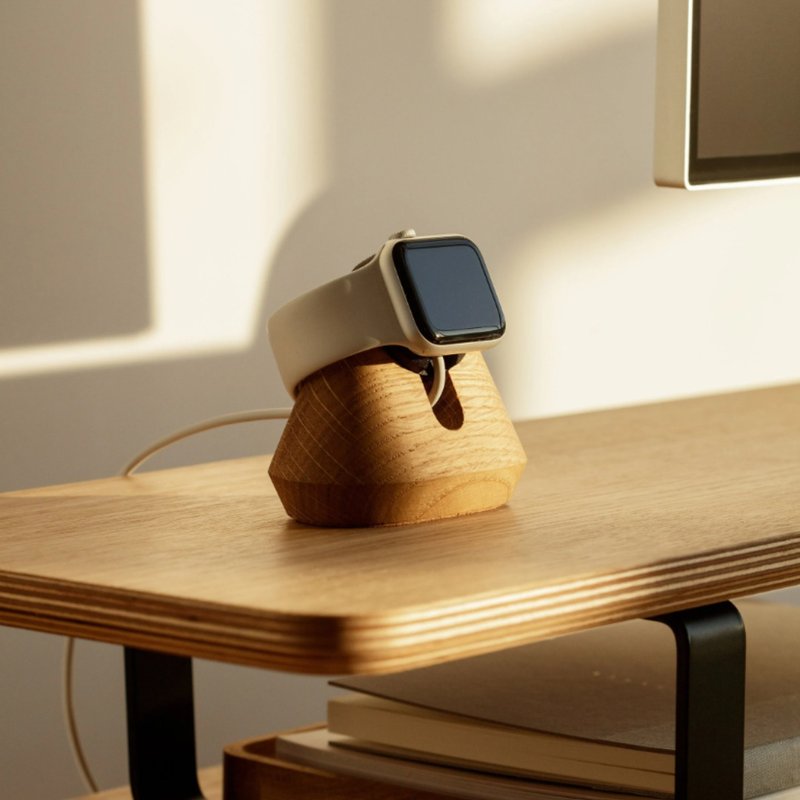 Magnetic Charging Apple Watch Stand - ที่ชาร์จ - ไม้ สีนำ้ตาล