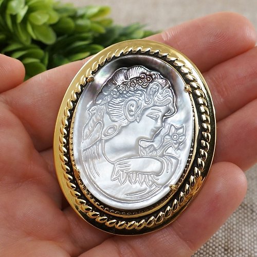 AGATIX Lady Girl White Mother of Pearl Cameo Brooch Pin Victorian Brooch Jewelry Gift