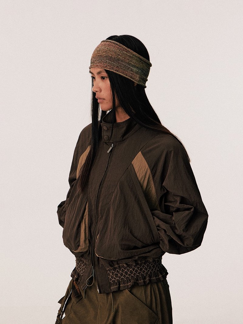 日系復古 / 褶飾打攬拼接皺感尼龍外套 - 女裝外套/大衣 - 其他材質 多色