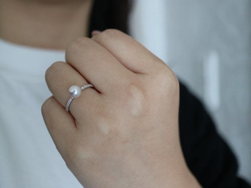 6.5mm 彩凜級akoya珍珠戒指 鉑金鑲鑽戒指 日本製 婚戒 - 戒指 - 珍珠 白色