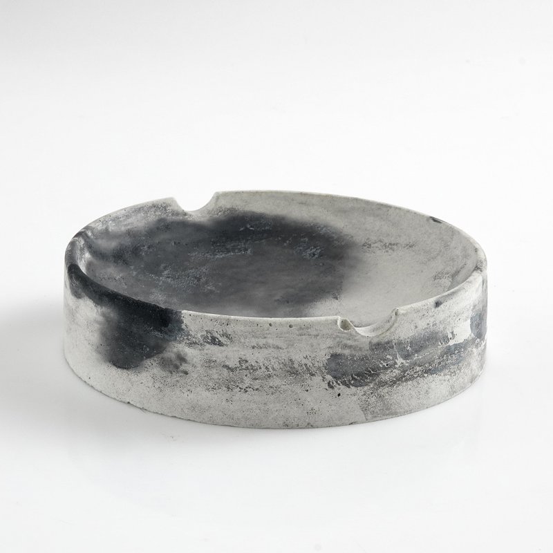 Cement ashtray - Other Furniture - Cement 