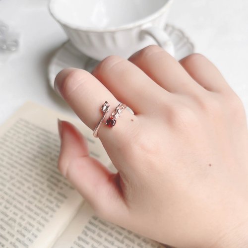 喜羊羊happy sheep jewelry 石榴石925純銀龍設計戒指