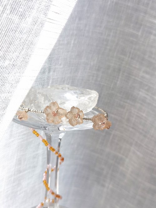 夏虫与冰 清新又好有氛圍感 粉水晶雕刻櫻花搭配串珠首飾套組