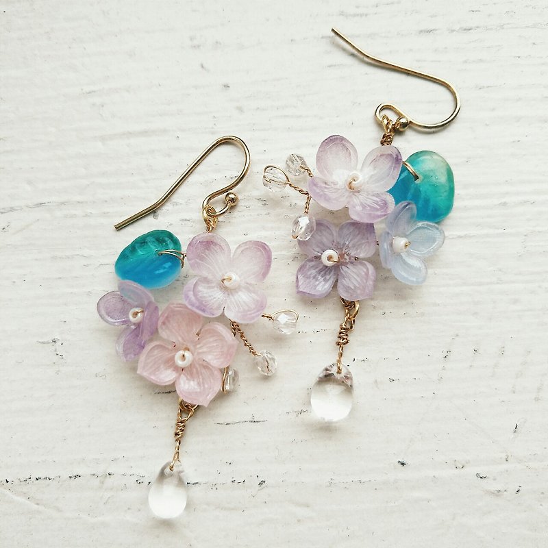 Small bouquet earrings (purple) - Earrings & Clip-ons - Other Materials Purple