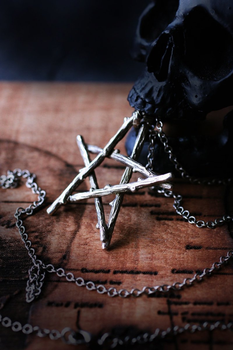 สร้อยคอ Pentagram Star Necklace - สร้อยคอ - โลหะ 