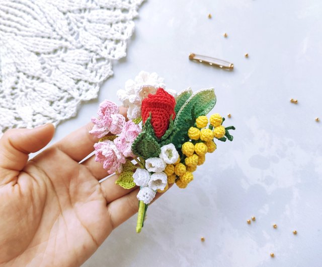 Brooch bouquet of orders crocheted flowers Unique ivory jewelry