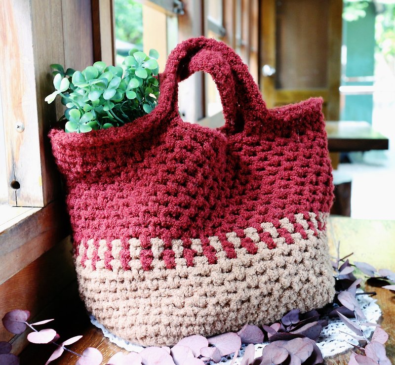 Handmade - Strawberry Cocoa + Neri - Wool Knit Bag / Storage Bag / Handbag - Handbags & Totes - Wool Red