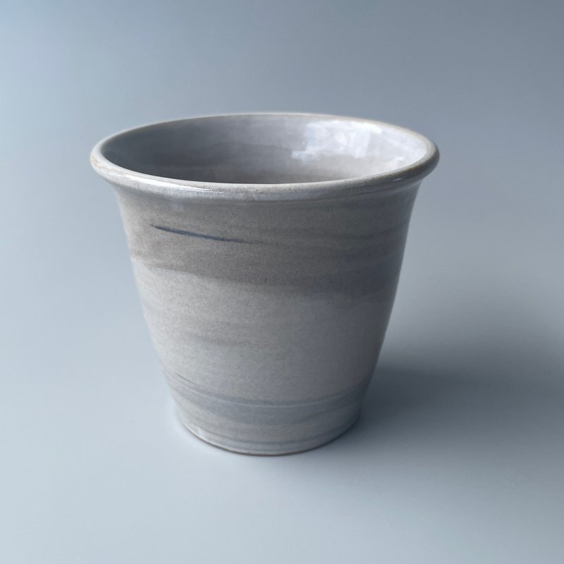 @studio_florero 絞胎握杯 練り上げ 湯吞み - 茶壺/茶杯/茶具 - 陶 灰色