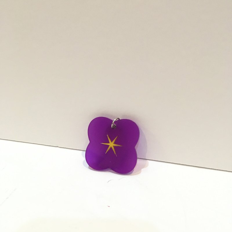 flower the explorer keyring : purple butterfly pea - พวงกุญแจ - อะคริลิค สีม่วง