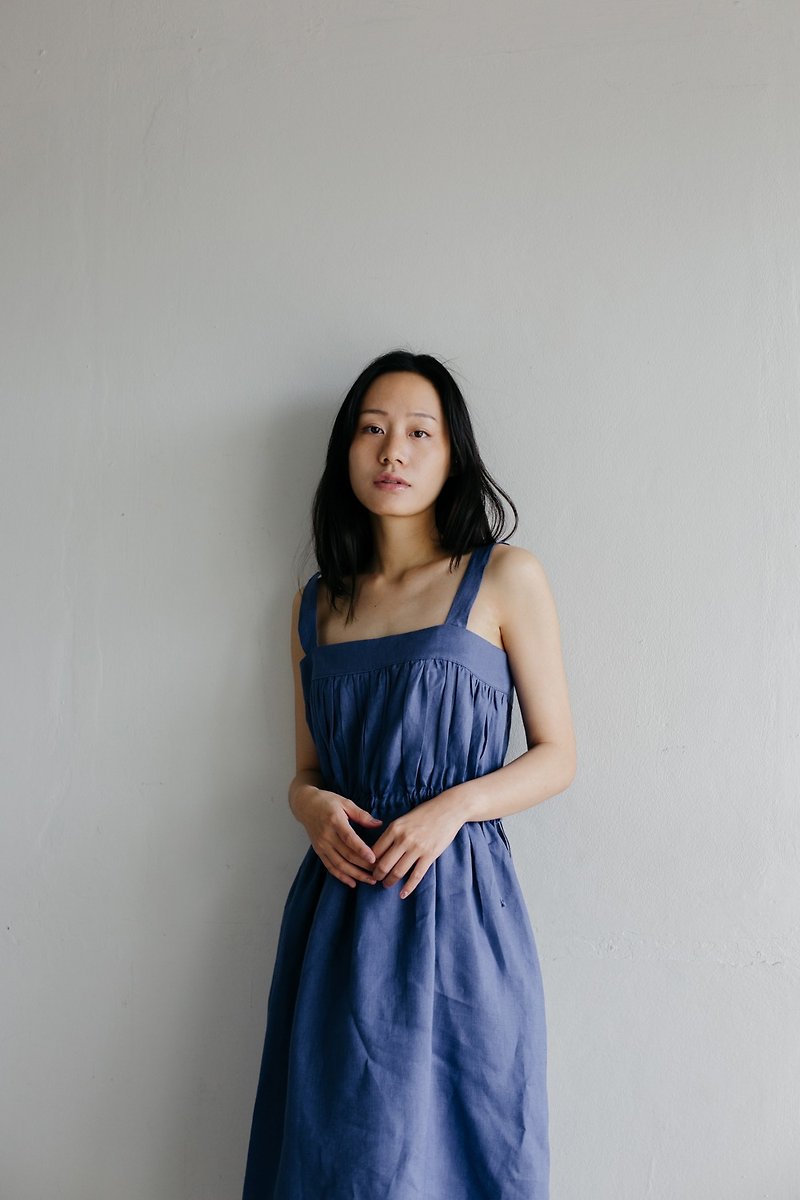 【Off-Season Sales】Linen Overalls Dress in Dove Blue - 連身裙 - 棉．麻 藍色