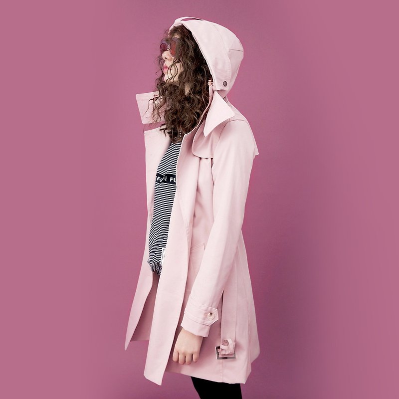 女款 防撥水長版風衣外套/ 灰粉色 - 女西裝外套 - 聚酯纖維 粉紅色