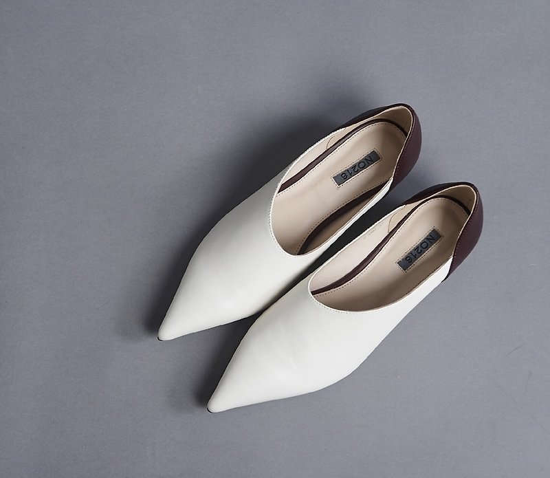 Streamlined stitching arc with thick heel shoes - รองเท้าหนังผู้หญิง - หนังแท้ ขาว