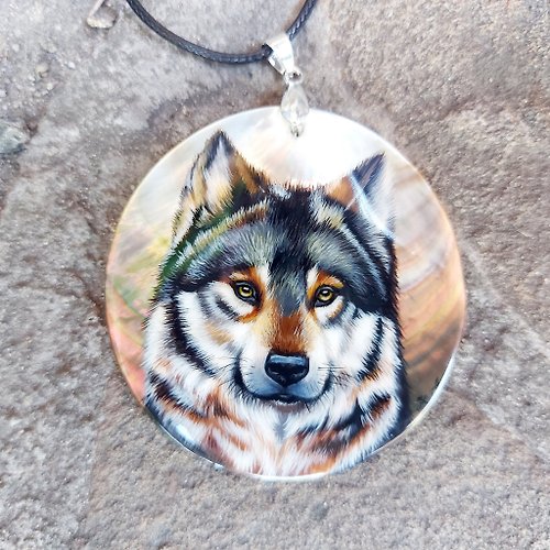 Charm.arts Wild Wolf painted on dainty jewelry pendant. Statement unisex nature necklace