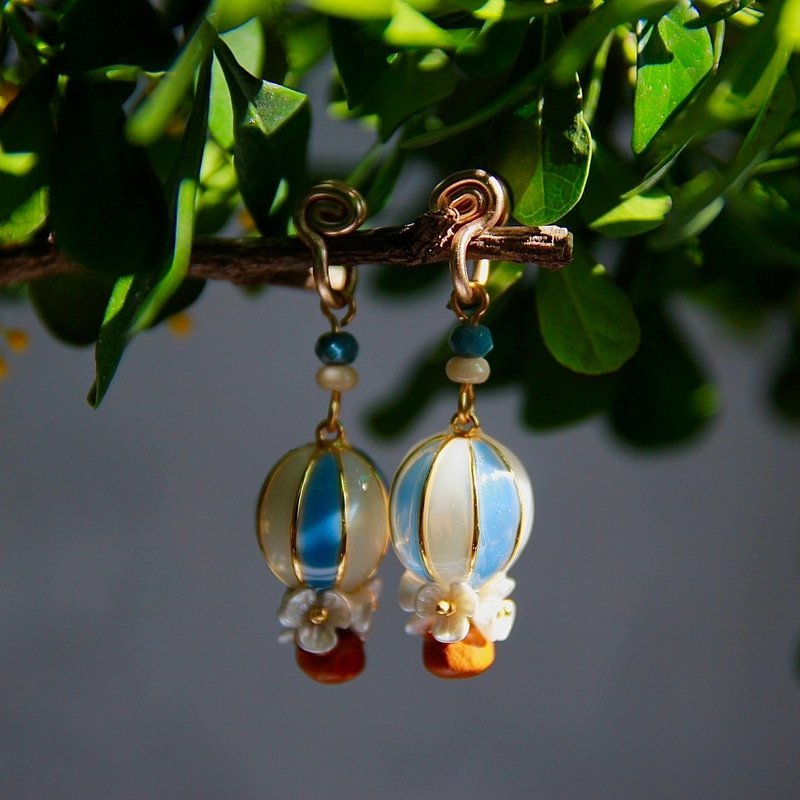 Hot air balloon earrings resin painless Clip-On - ต่างหู - เรซิน หลากหลายสี