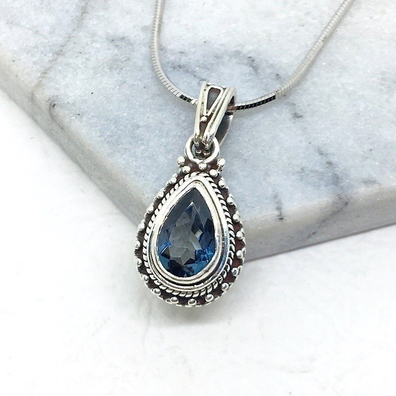 London Blue Topaz 925 sterling silver vintage striped necklace Nepalese handmade inlay - Necklaces - Gemstone Blue