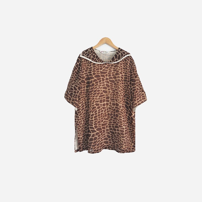 Dislocation vintage / animal leopard shirt no.811 vintage - เสื้อผู้หญิง - เส้นใยสังเคราะห์ สีนำ้ตาล