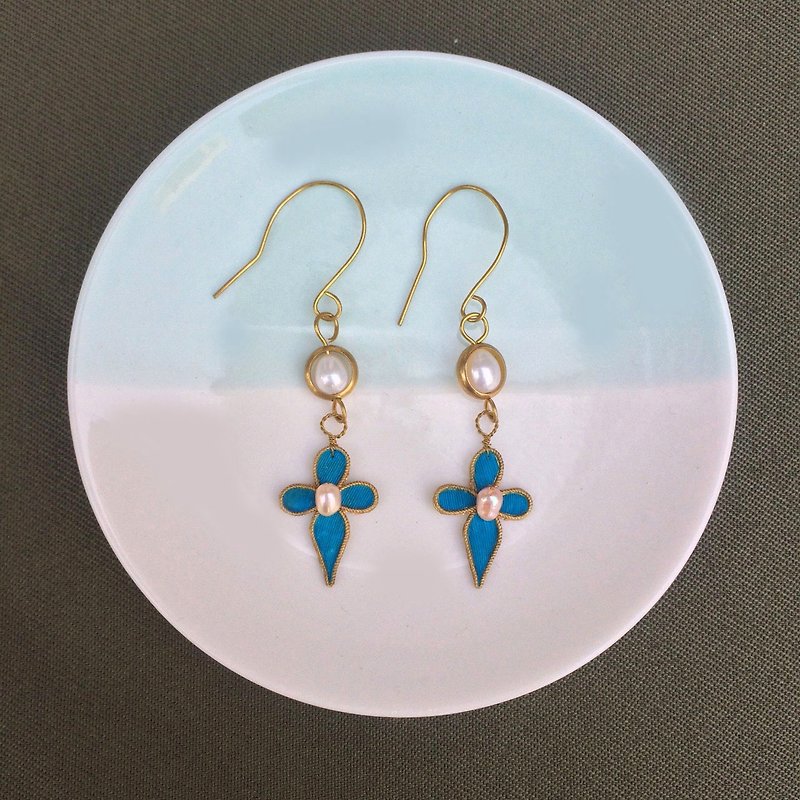 // // Ai month natural freshwater pearls - Earrings Kingfisher Original - Earrings & Clip-ons - Gemstone Blue